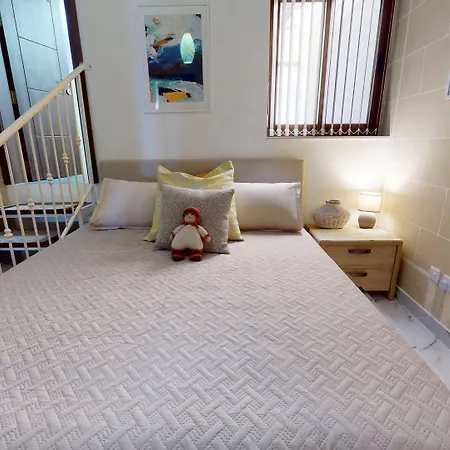 فندق مبيت وإفطار Dubhlina - Luxury - Gozo 4*